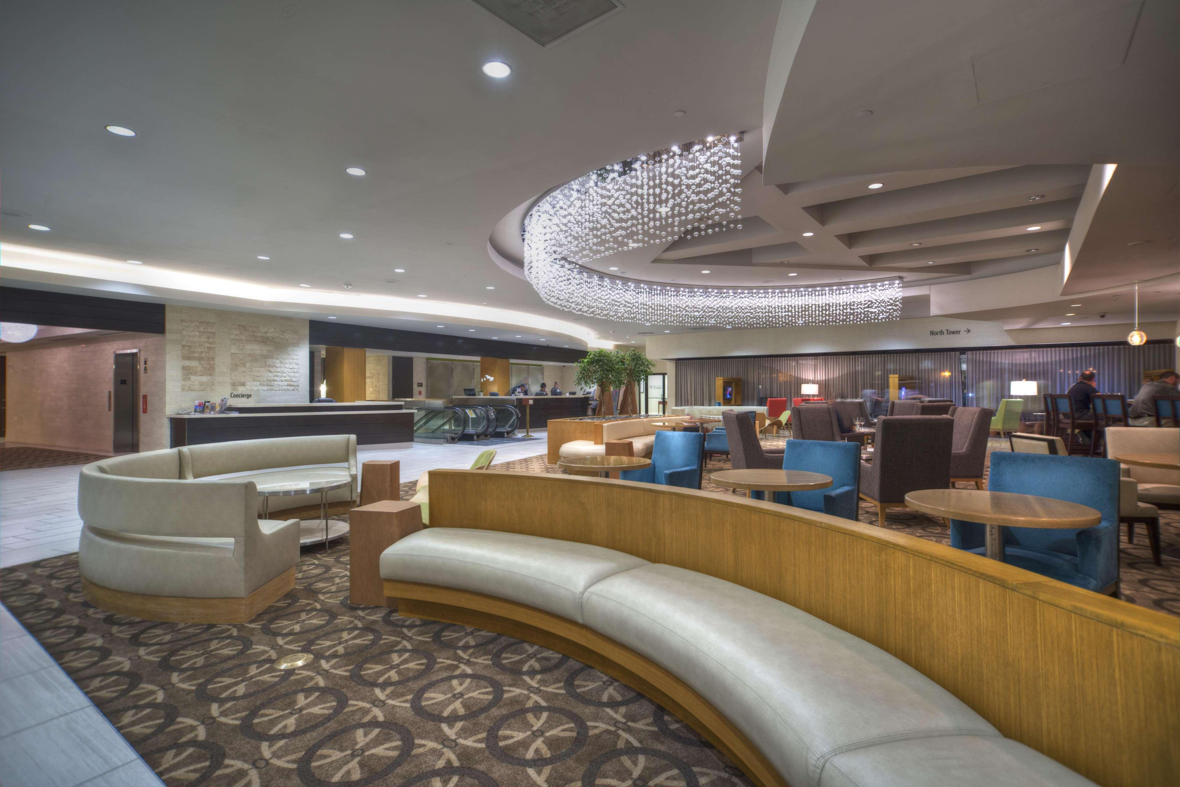 Doubletree By Hilton Washington Dc - Crystal City Арлингтон Ресторан фото