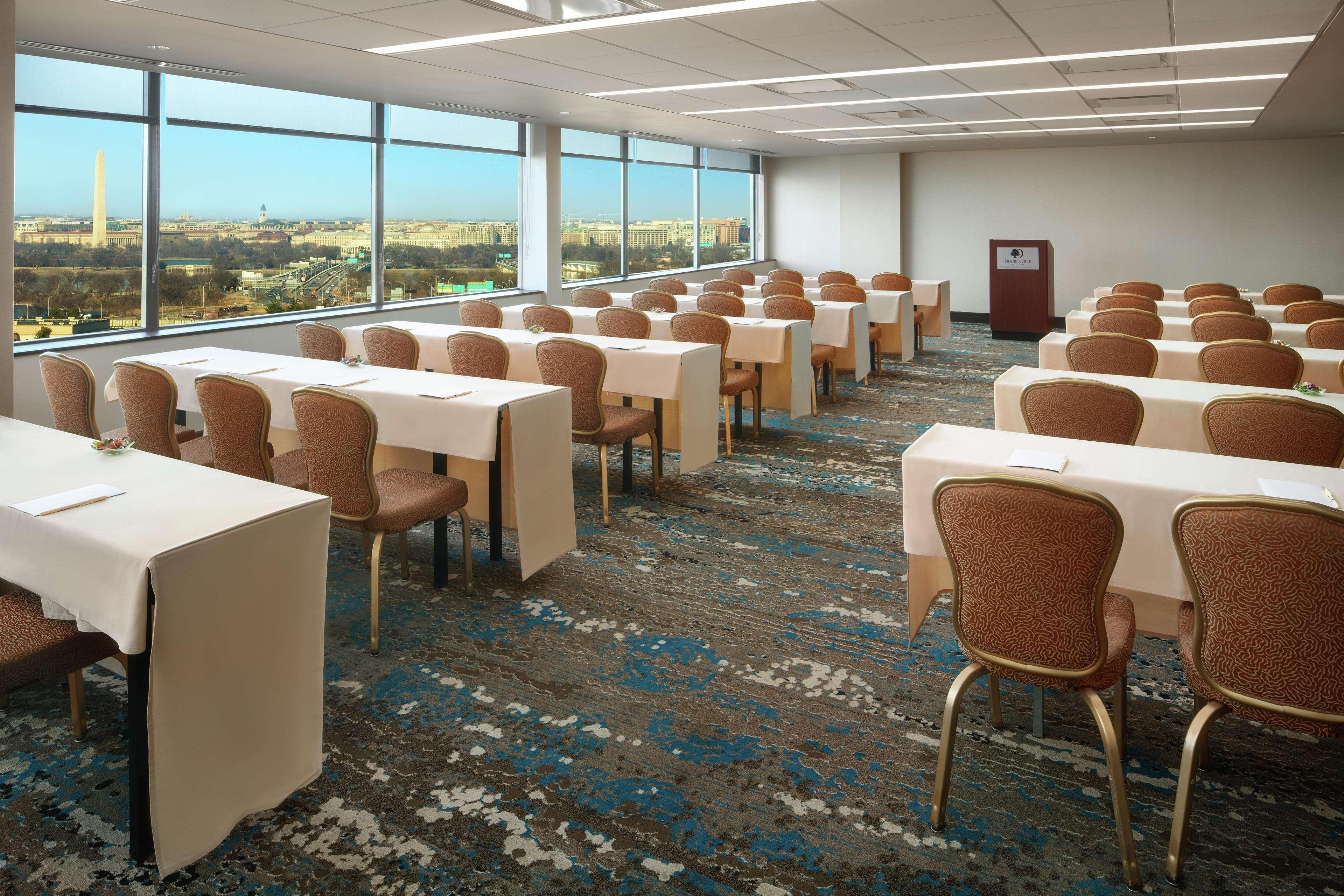 Doubletree By Hilton Washington Dc - Crystal City Арлингтон Экстерьер фото
